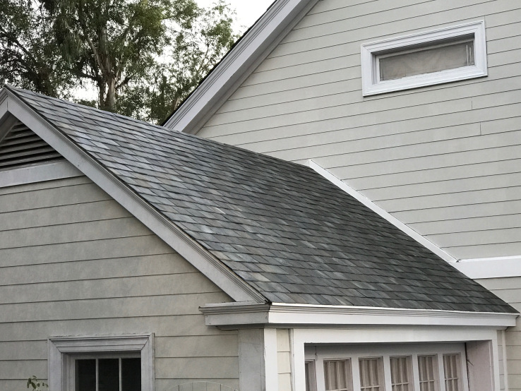 Tesla solar panels roof